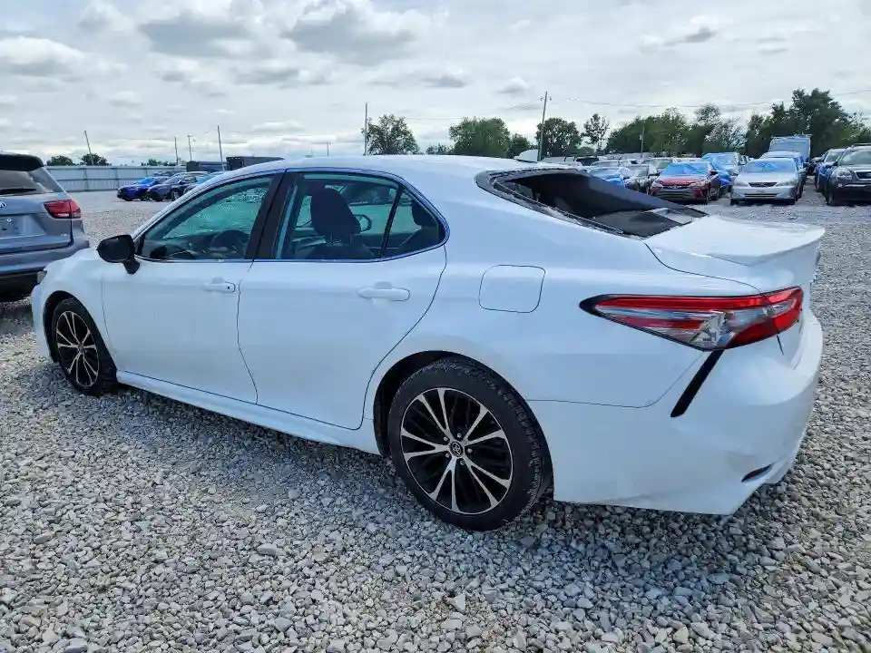 4T1B11HK9KU743944 2019 TOYOTA CAMRY-1