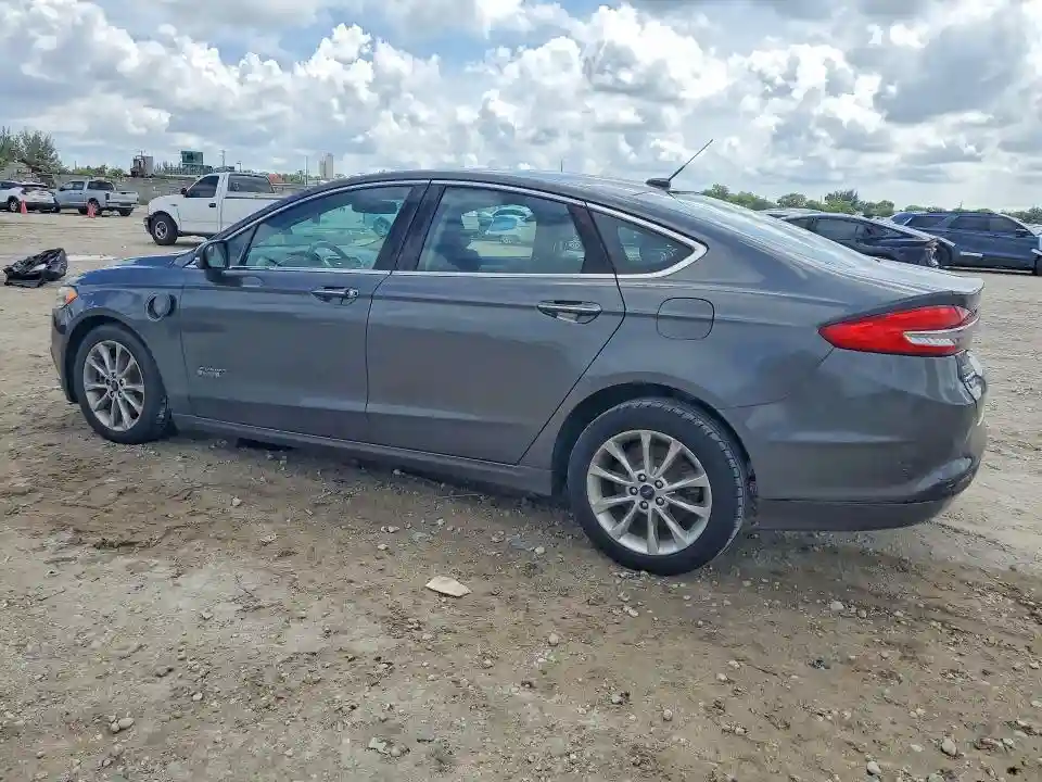 3FA6P0PU1JR130262 2018 FORD FUSION-1