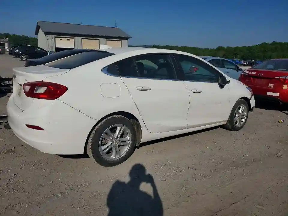 1G1BE5SM1G7236416 2016 CHEVROLET CRUZE-2