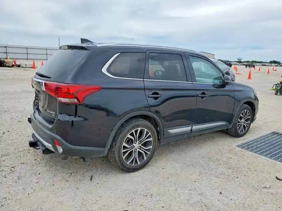 JA4AD3A37HZ040936 2017 MITSUBISHI OUTLANDER-2
