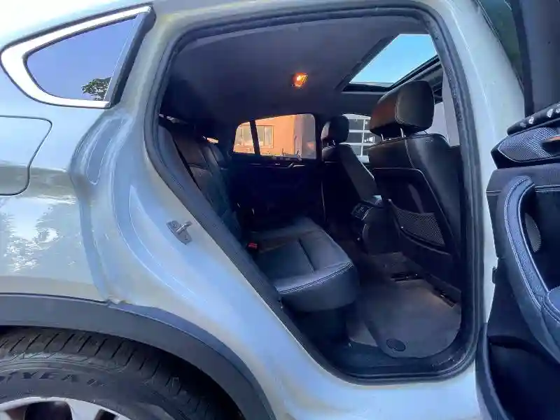 5UXXW3C52G0R20288 2016 BMW X4-5