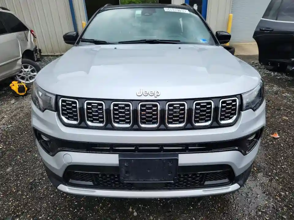 3C4NJDCN5ST581406 2025 JEEP COMPASS-4
