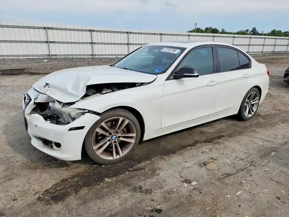 WBA3A5G5XFNS86957 2015 BMW 3 SERIES-0