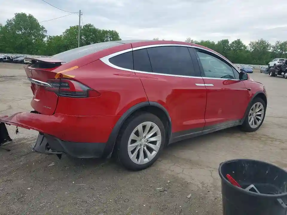 5YJXCBE28LF298315 2020 TESLA MODEL X-2