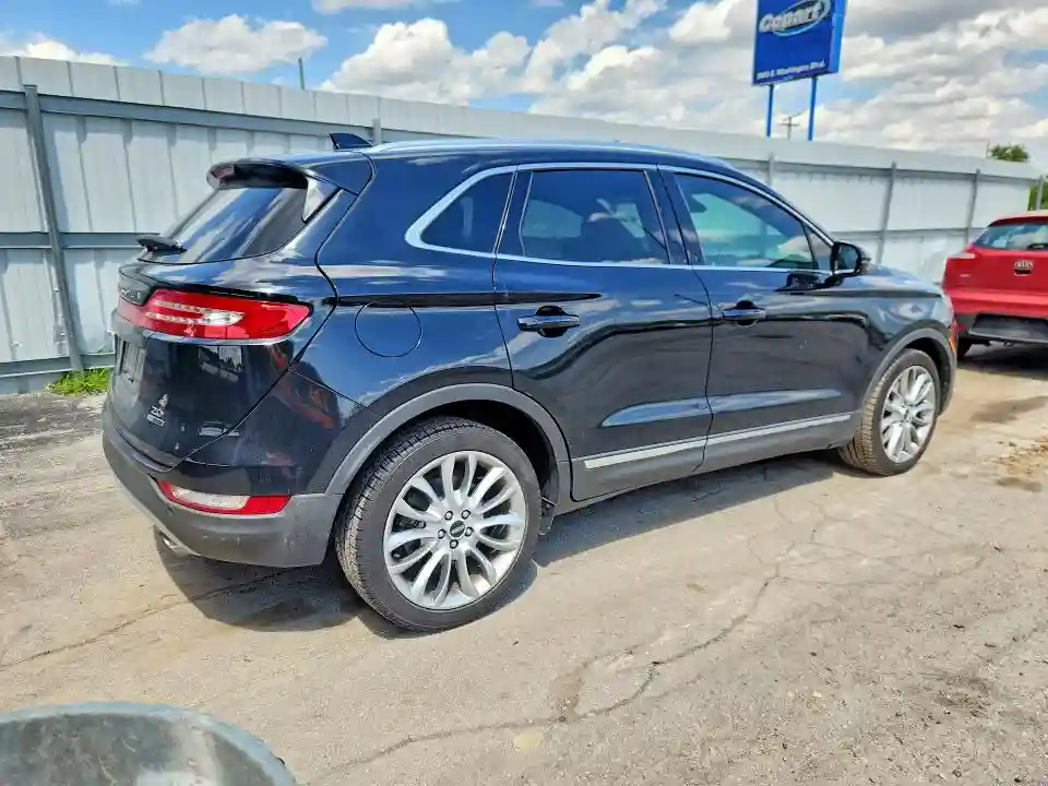 5LMCJ3C99GUJ01393 2016 LINCOLN MKC-2