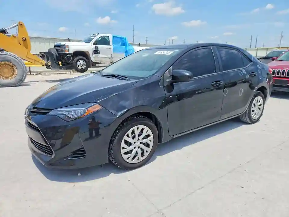 5YFBURHE8JP740324 2018 TOYOTA COROLLA-0