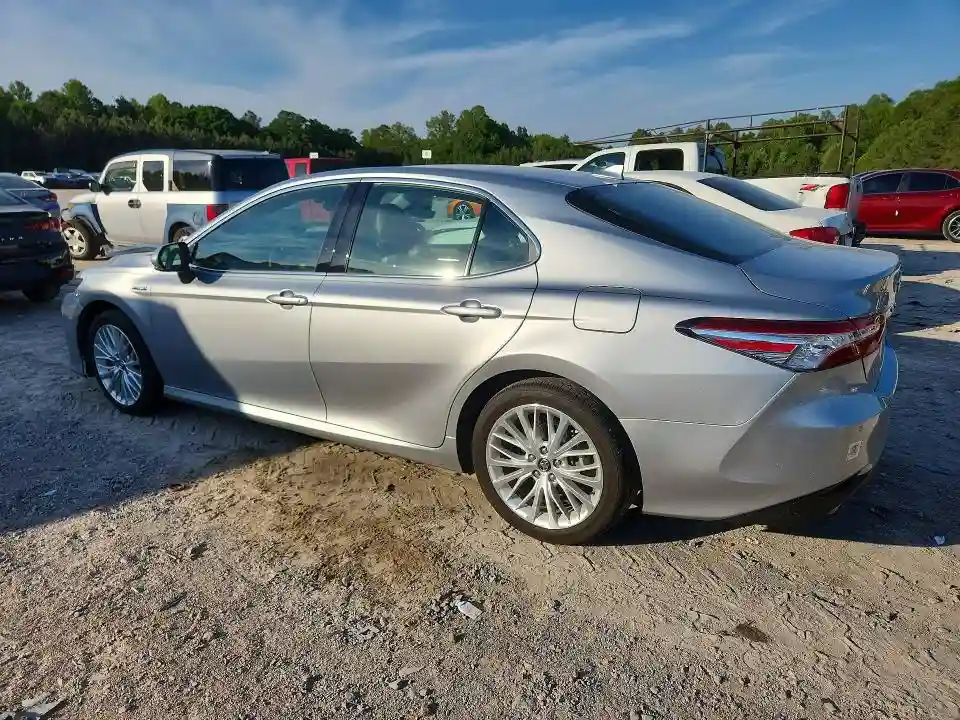 4T1B21HK4JU001141 2018 TOYOTA CAMRY SOLA-1