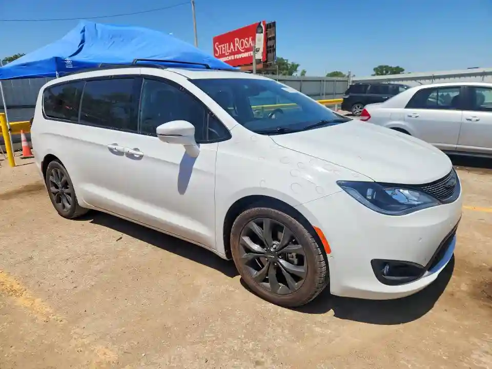 2C4RC1GG5KR570155 2019 CHRYSLER PACIFICA-3