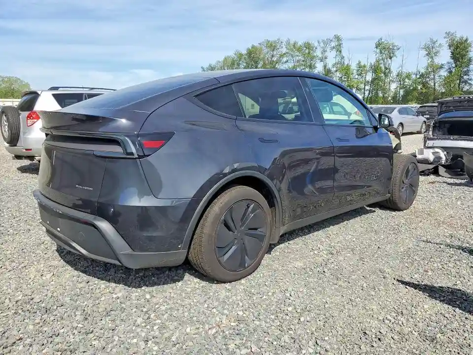 7SAYGDEE7TF517668 2026 TESLA MODEL Y-2