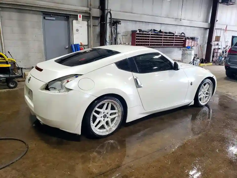 JN1AZ4EH9GM934227 2016 NISSAN 370Z-2