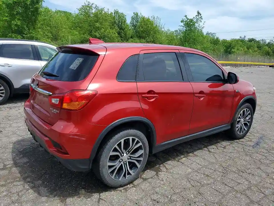 JA4AR3AU5JZ035685 2018 MITSUBISHI OUTLANDER-2