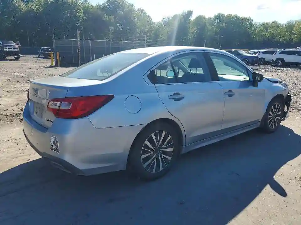 4S3BNAB6XJ3039230 2018 SUBARU LEGACY-2