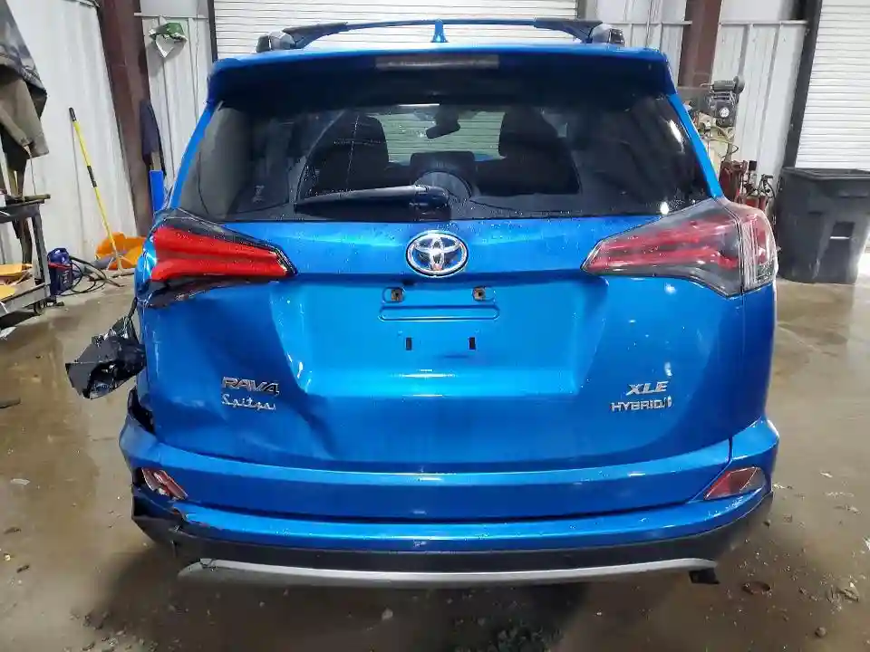 JTMRJREVXJD243161 2018 TOYOTA RAV4-5