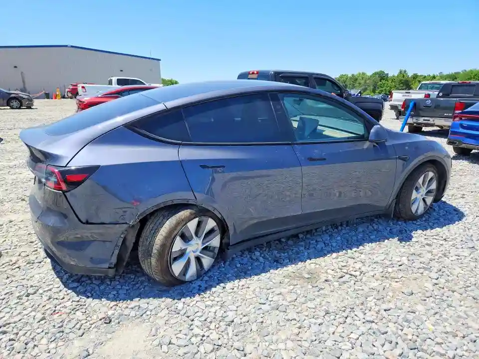 7SAYGDEE0PA142371 2023 TESLA MODEL Y-2