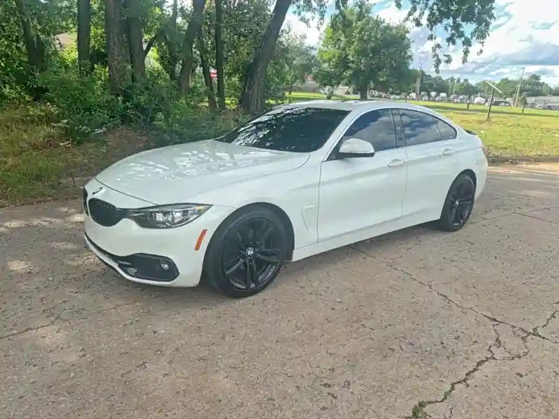 WBA4J1C53JBA30076 2018 BMW 4 SERIES-1