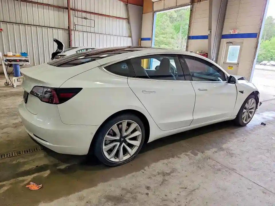 5YJ3E1EA3LF598791 2020 TESLA MODEL 3-2