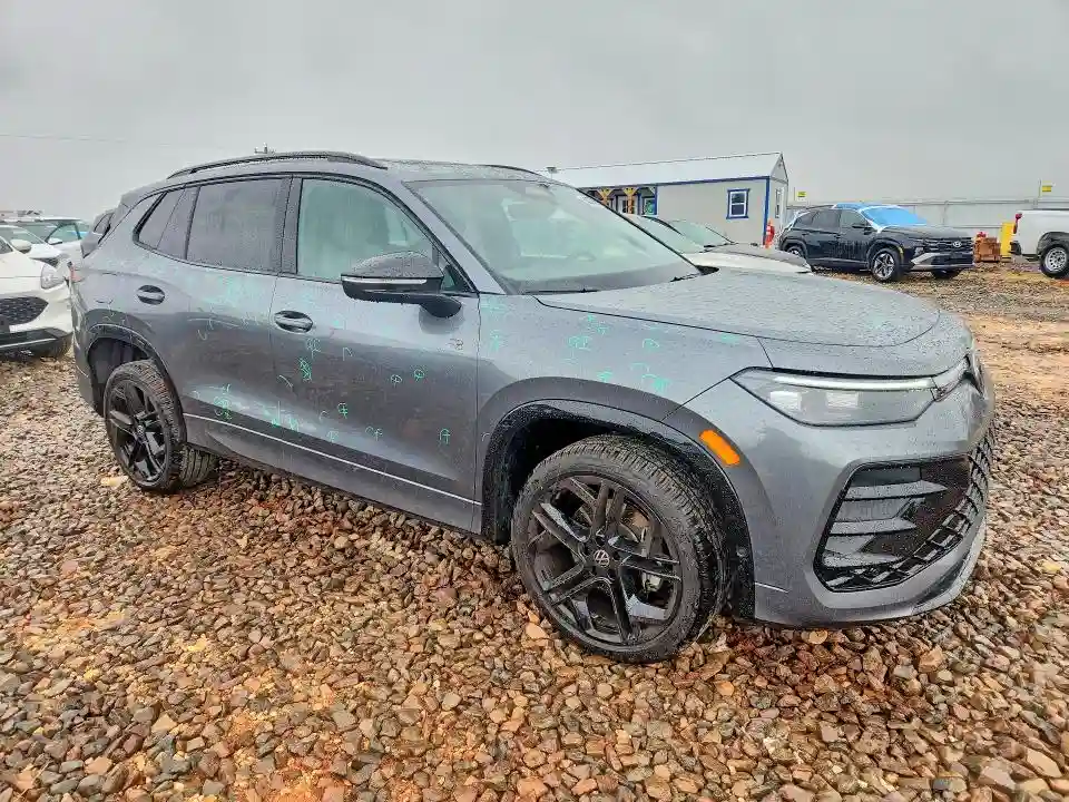 3VVGR7RM4SM072825 2025 VOLKSWAGEN TIGUAN-3