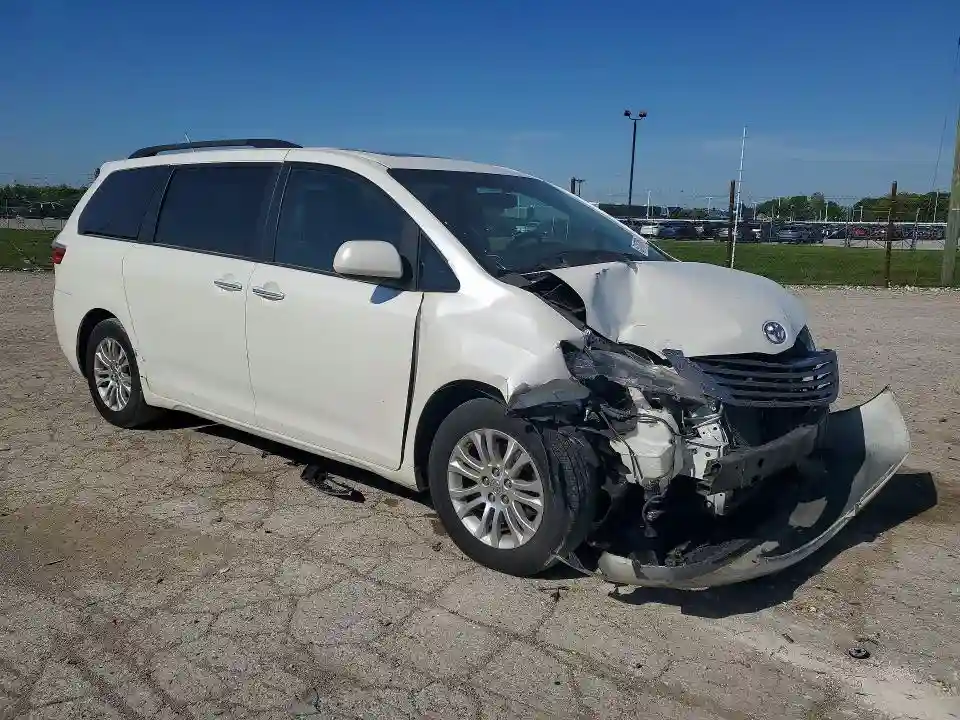 5TDYK3DC0FS561534 2015 TOYOTA SIENNA-3