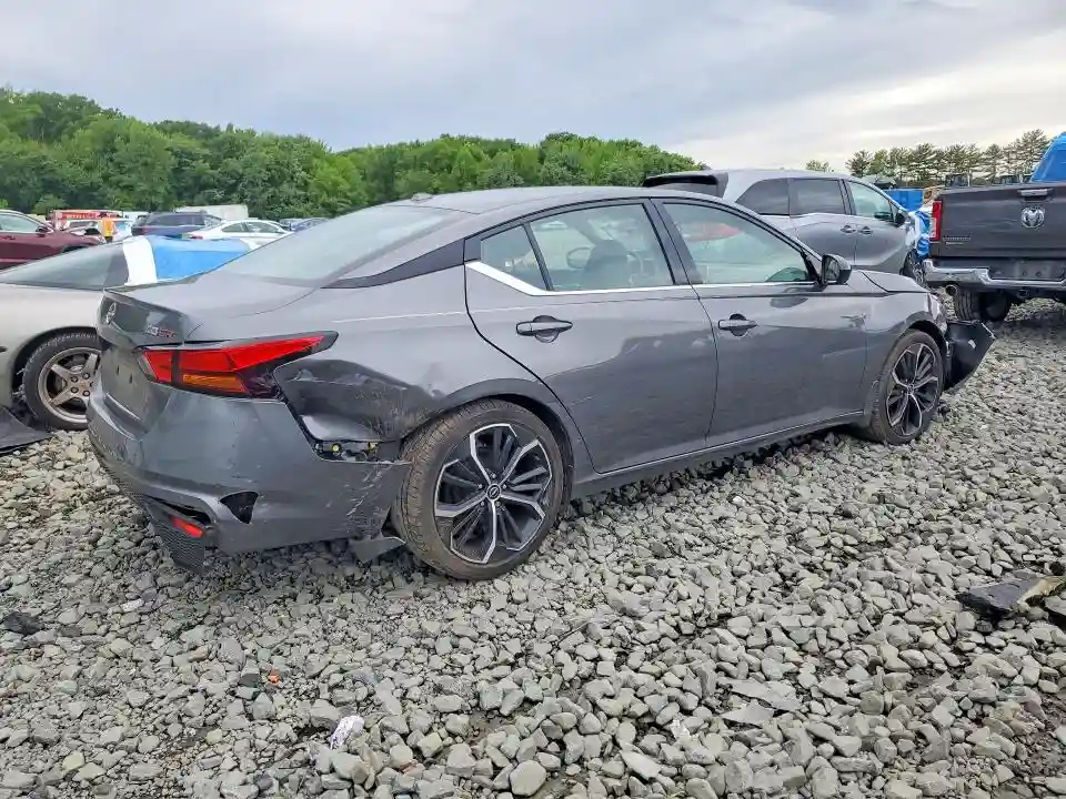 1N4BL4CV6RN367649 2024 NISSAN ALTIMA-2