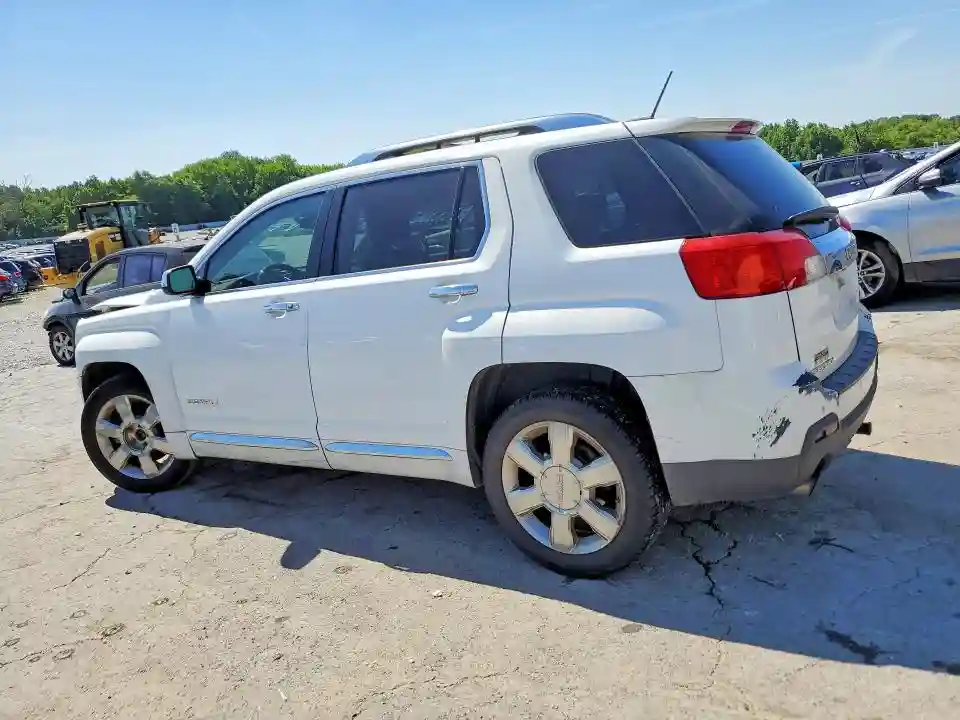 2GKFLZE38F6341773 2015 GMC TERRAIN-1