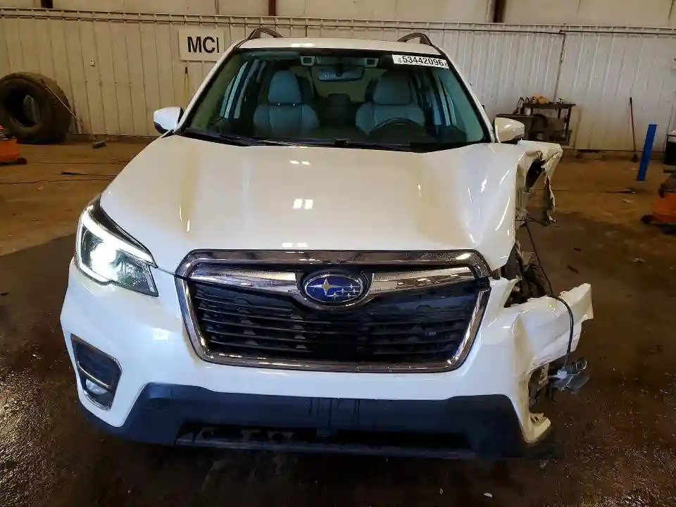 JF2SKAUC0MH534203 2021 SUBARU FORESTER-4