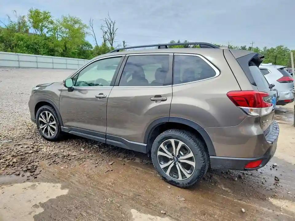 JF2SKAUC0KH570082 2019 SUBARU FORESTER-1