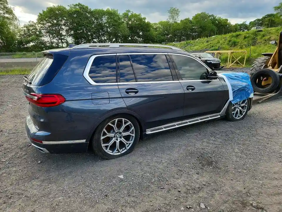 5UXCX4C50KLS35957 2019 BMW X7-2