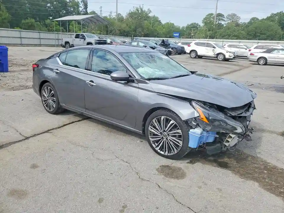1N4BL4EV7PN396880 2023 NISSAN ALTIMA-3