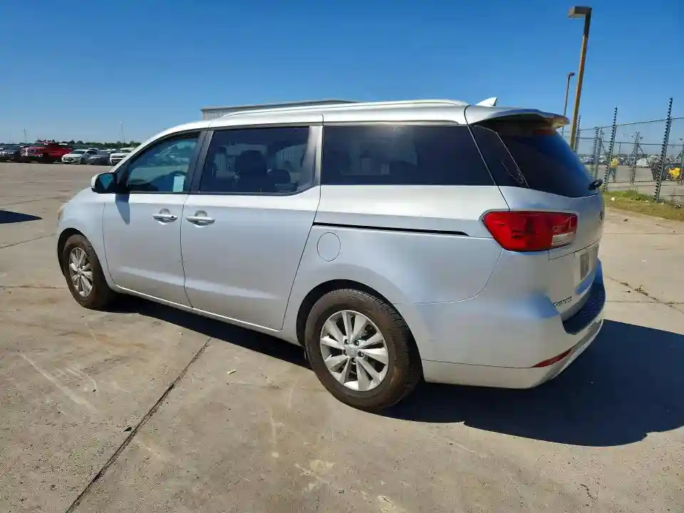 KNDMB5C18F6062622 2015 KIA SEDONA-1