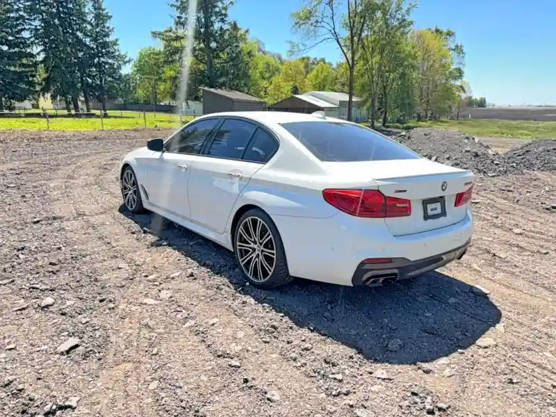 WBAJB9C57JB049807 2018 BMW M5-2