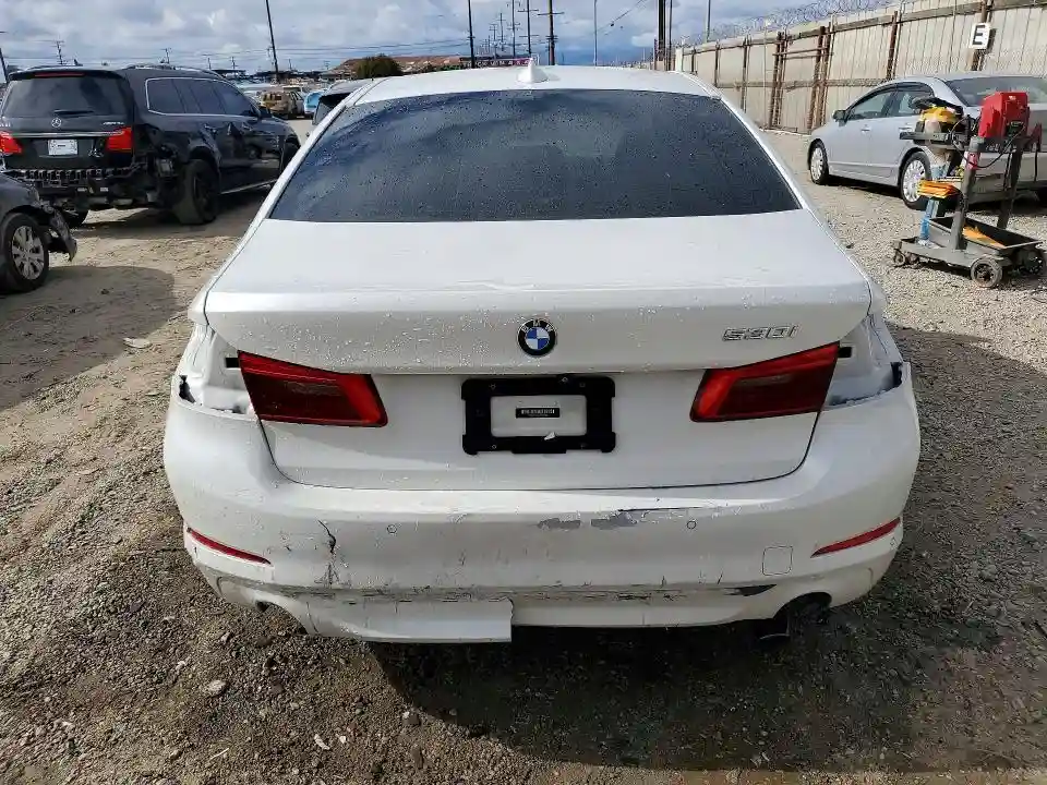 WBAJA5C52JWA36003 2018 BMW 5 SERIES-5