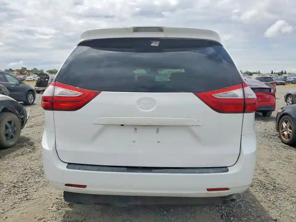 5TDKZ3DC2KS013160 2019 TOYOTA SIENNA-5