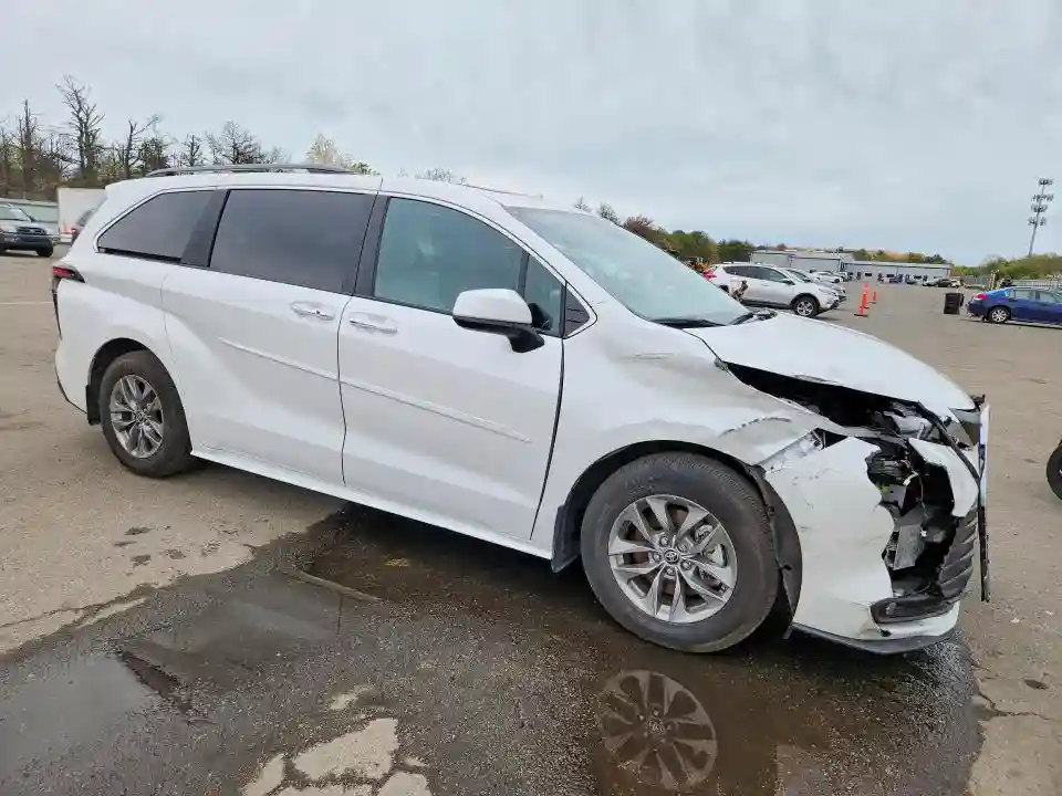 5TDJRKEC1SS253627 2025 TOYOTA SIENNA-3