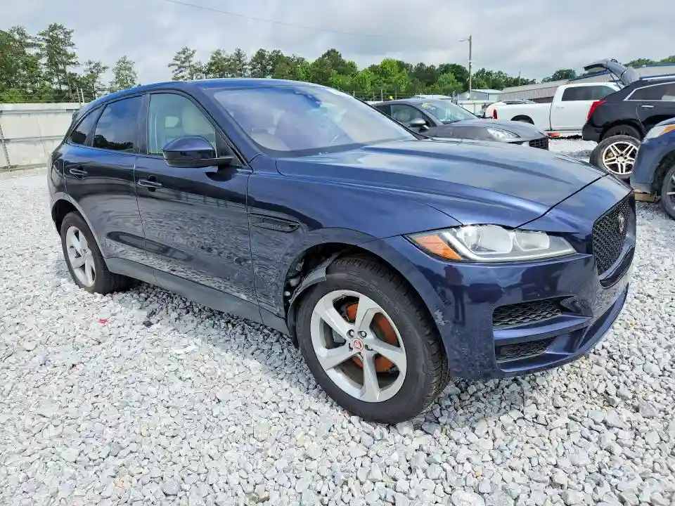 SADCJ2FX8KA366235 2019 JAGUAR F-PACE-3