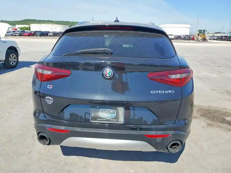 ZASFAKAN1J7B74253 2018 ALFA ROMEO STELVIO-5