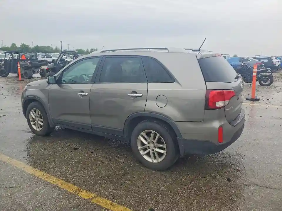 5XYKT4A7XFG557598 2015 KIA SORENTO-1