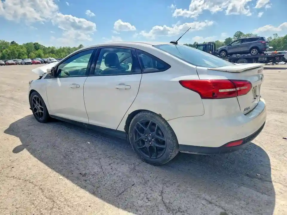 1FADP3F23FL333703 2015 FORD FOCUS-1