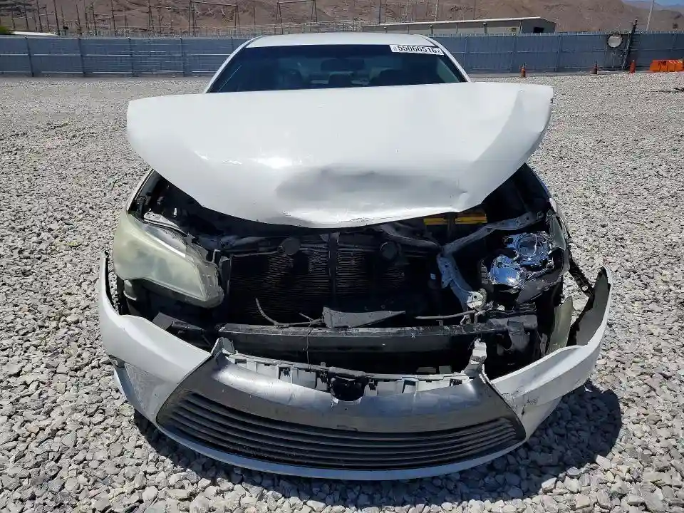 4T4BF1FK3GR561299 2016 TOYOTA CAMRY-4