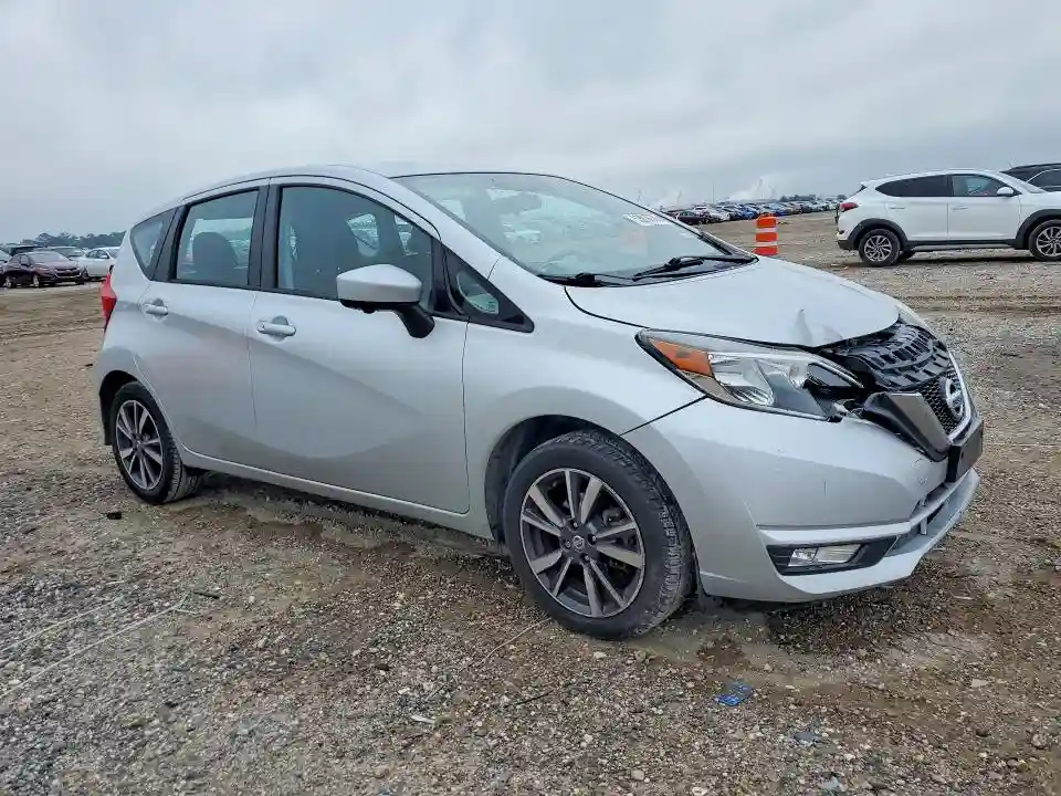 3N1CE2CP2HL368572 2017 NISSAN VERSA-3