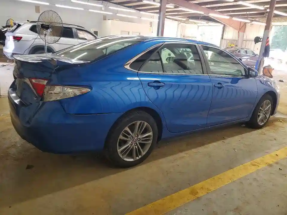 4T1BF1FK4HU758252 2017 TOYOTA CAMRY-2