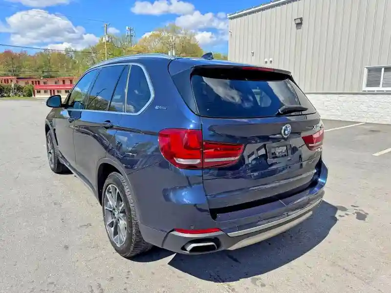KM8SNDHFXHU236780 2017 HYUNDAI SANTA FE-1