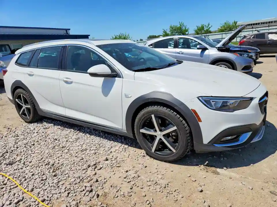 W04GV8SX5J1149504 2018 BUICK REGAL-3