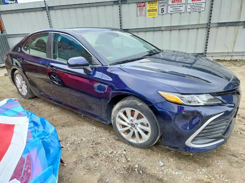 4T1C11AK1MU515843 2021 TOYOTA CAMRY-3