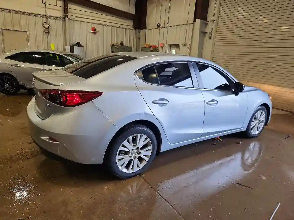 3MZBN1V3XJM200849 2018 MAZDA 3-2