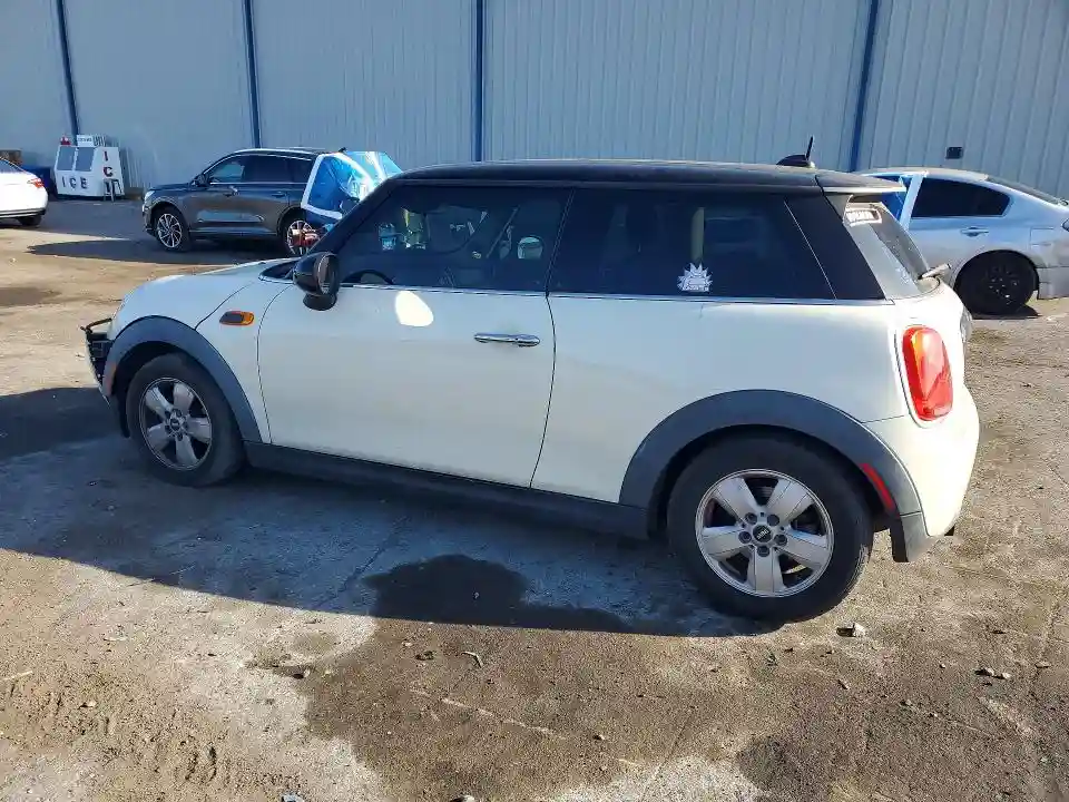WMWXP5C36H2F60960 2017 MINI COOPER-1