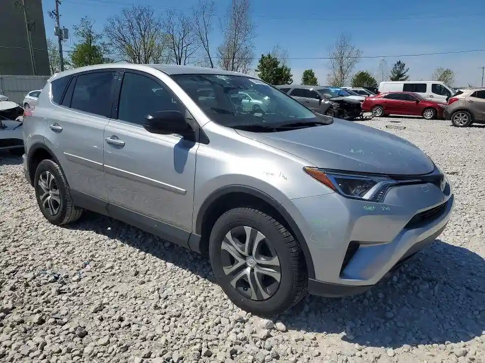 2T3ZFREVXJW519570 2018 TOYOTA RAV4-3