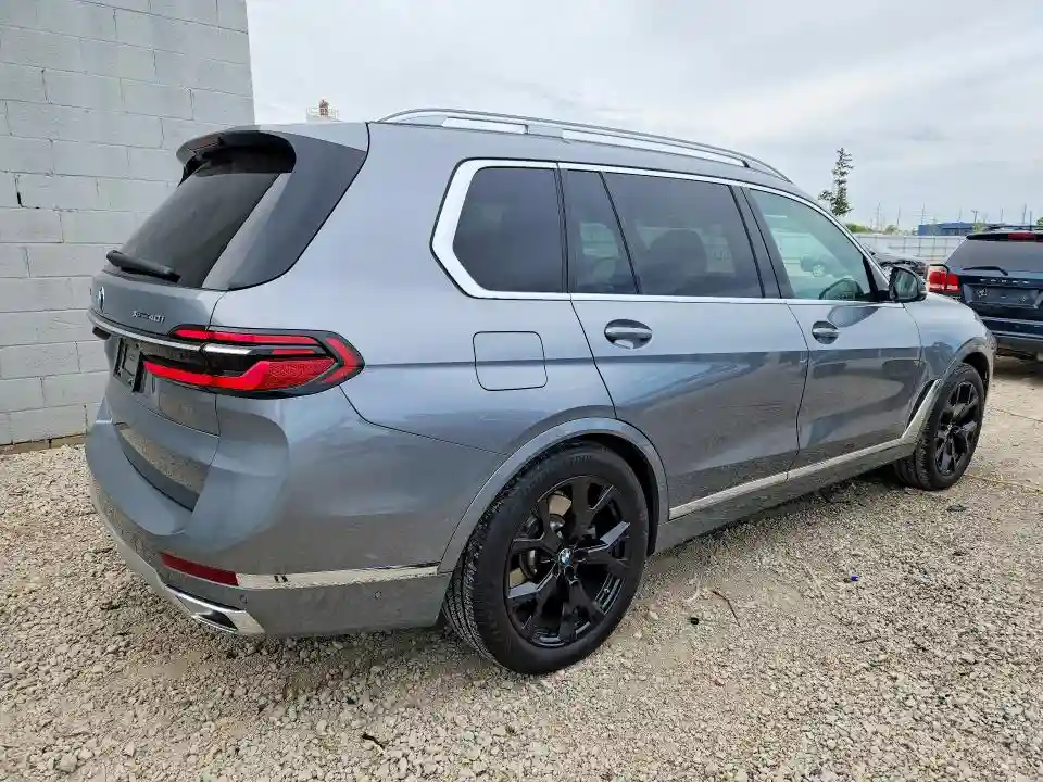 5UX23EM01S9Z89639 2025 BMW X7-2