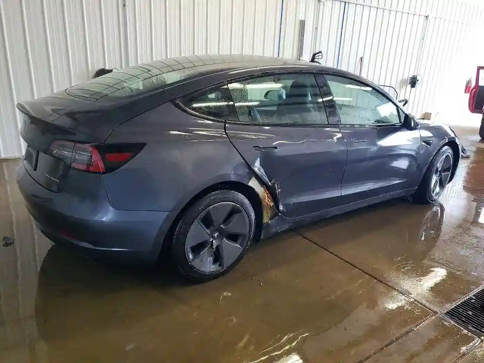 5YJ3E1EB5MF979696 2021 TESLA MODEL 3-2