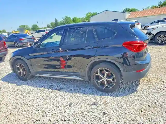 WBXHT3C33J5K29491 2018 BMW X1-1