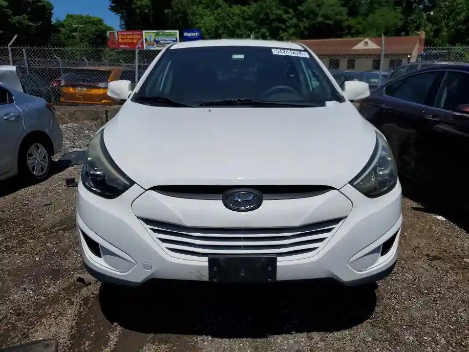 KM8JTCAF4FU061011 2015 HYUNDAI TUCSON-4